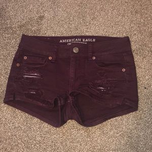 American eagle maroon shorts